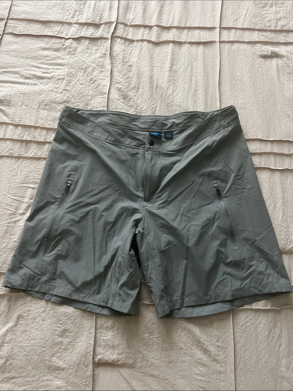 Eastern Mountain Sports Women's Gray Outdoor Stretch Shorts